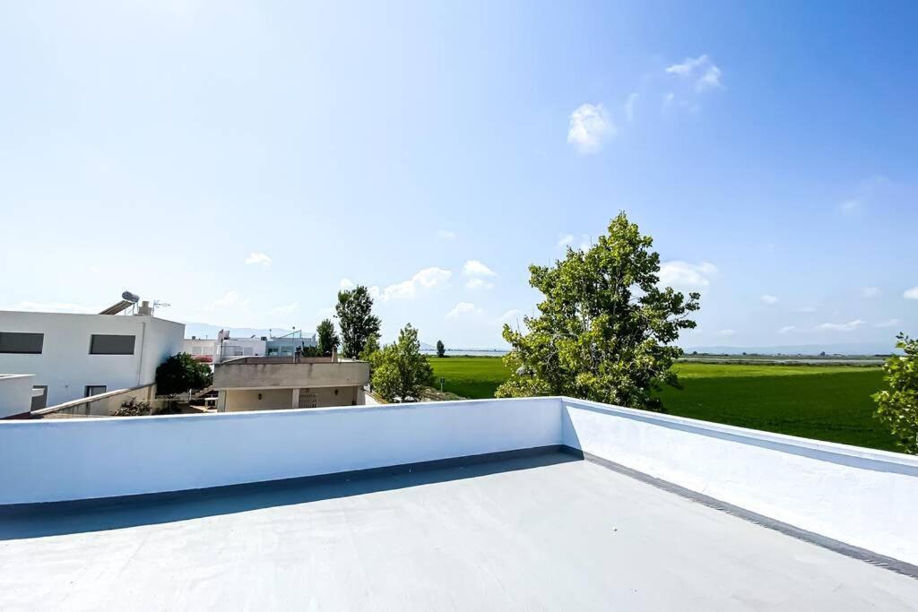 Casa La Llacuna: Casa En El Corazon Del Delta * El Poblenou del Delta